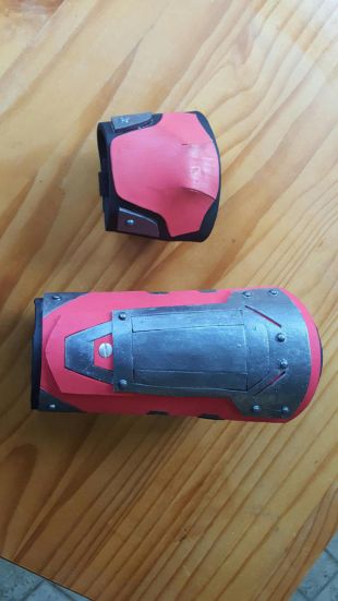 Gantelets Falcon Vengeurs Marvel pour Cosplay