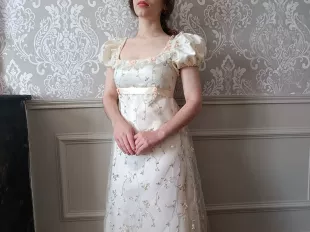 1st Empire/Regency wedding dress, embroidered tulle and ivory lace