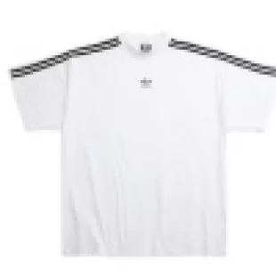 x Adidas T-Shirt Oversized White