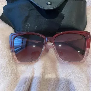 Becky II Cat Eye Sunglasses In Rosewood Ombré Wine Gradient