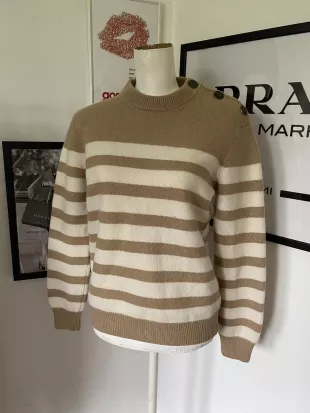 Beige and white crewneck sweater