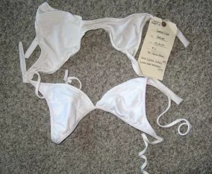 AUTHENTIC MOVIE WORN PROP CAMERON DIAZ CHARLIE'S ANGELS 2 FULL THROTTLE BIKINI