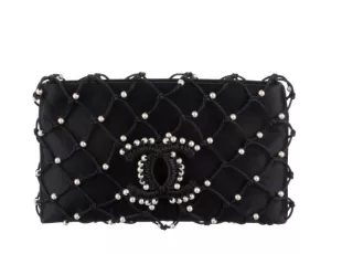 2022 Coco Beach Faux Pearl Net Clutch