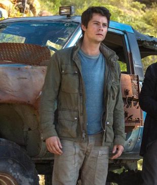 Thomas' (Dylan O'Brien) runner vest as seen in The Maze Runner