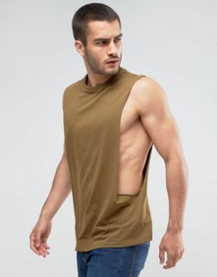 ASOS   Débardeur avec très grandes emmanchures at asos.com