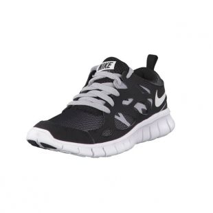 sneakers white Alexander MCQueen of Robiño (@lbbrobin) on sneakers white Alexander MCQueen of Robiño (@lbbrobin) on