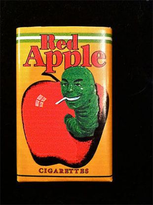 Red Apple Cigarette Pack