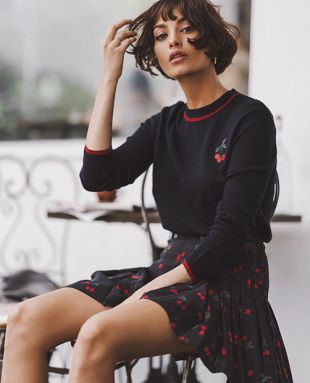 Pull laine mérinos marine brodé