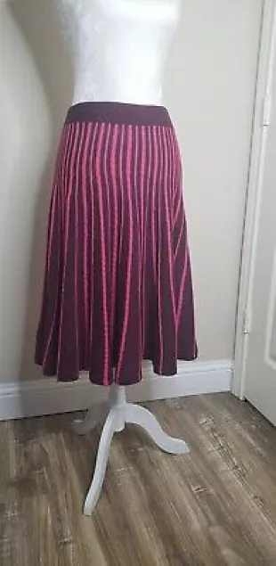 Jupe Longue Mossimo Bordeaux Taille S - Genou, En Rayon Stretch, Très Bon état Occasion