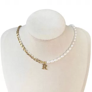 Collier Mean Girls avec initiale, collier demi-perle demi-chaîne, collier lettre, collier Regina George, collier de perles de riz