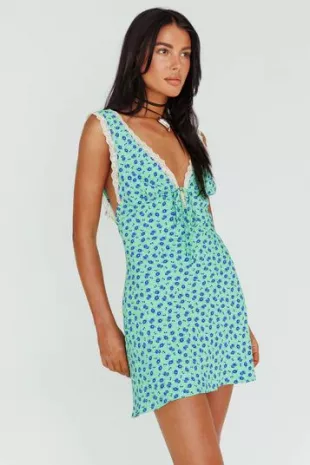 Selfie Leslie - Vigo Lace Trim Sundress Floral Kelly Green