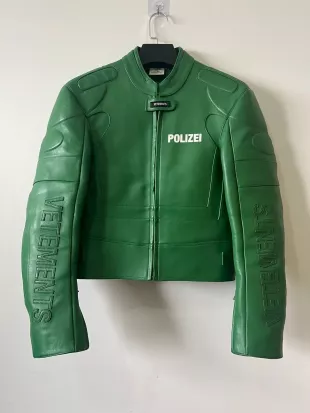 Vetements SS17 runway Polizei moto racing in green SZ:M