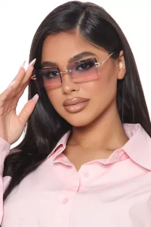 Summer Stunner Sunglasses