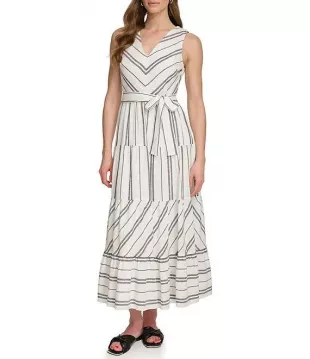 linen dress gingham Journee French Linen Dress in Green Gingham – Montaigne Paris main image 0