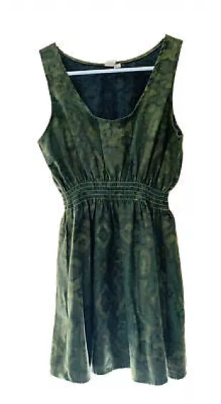 Urban Renewal - UO Sleeveless Green Mini Dress Urban Renewal - UO Sleeveless Green Mini Dress