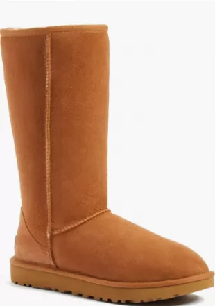 Ugg - Classic II Genuine Shearling Lined Boot