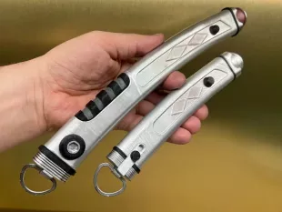 LIGHTSABERS - Cosplay - Replica.