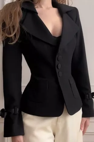 Belgravia Blazer (2 colors)