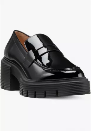 Soho Loafer in Black