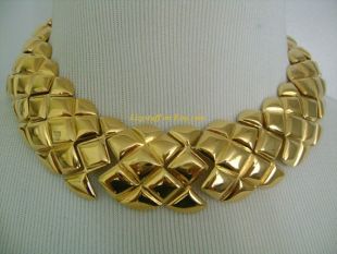 ST JOHN Circa 1990s Mirror Shine Gold Tone Diamond Cut Quilted Pattern Design Panel Link Bold Egyptian Style Choker Necklace Simply Fabulous