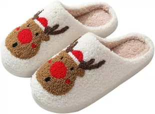 Funny Christmas Gnome House Slippers For Women – Cozy Plush Memory Foam Indoor/Outdoor Fuzzy Slippers