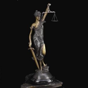 Bey Berk International 16.5H in. Lady Justice on Marble   Walmart.com