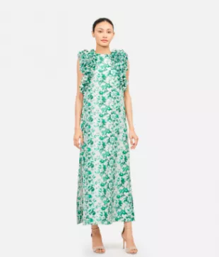 Roses Silk Habotai Ruffle Sleeveless Maxi Dress Green worn by Victoria  Ratliff (Parker Posey) as seen in The White Lotus (S03E01) | Spotern
