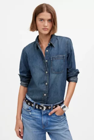 Denim Tuckable Button-Up Shirt in Hillsborough Wash