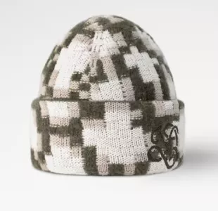 White & Olive Green Snakoflage Beanie