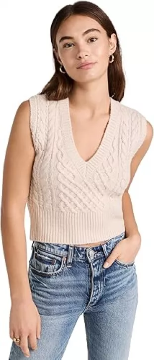 Elizabeth Cable Vest in Ivory