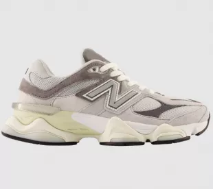 9060 Lace-Up Sneakers