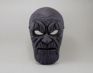Univers Marvel : Thanos masque inspiré pour cosplay