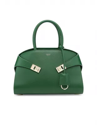 Medium Hug Handbag
