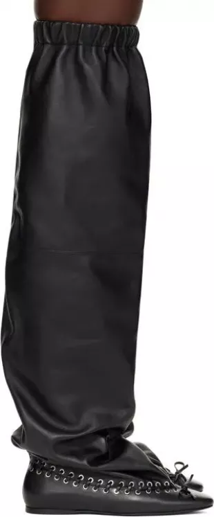 Level Flat Thigh High Tall Boots in Black