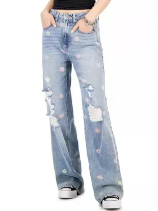Below Deck S12 Rainbeau de Roos Floral Peace Print Jeans