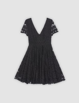 Robe brodée avec décolleté plongeant