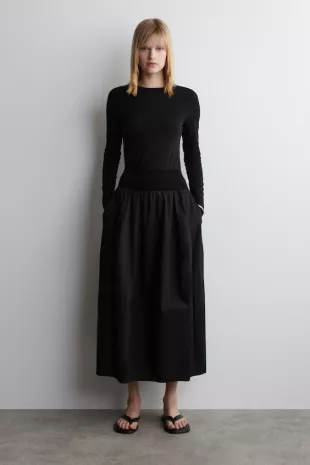 Slim Lightweight Long Sleeved Top