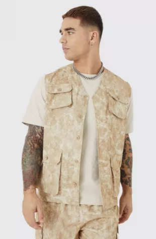 Sleeveless Cargo Utility Vest