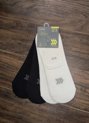 4pk Lightweight Front Tab Liner Athletic Socks