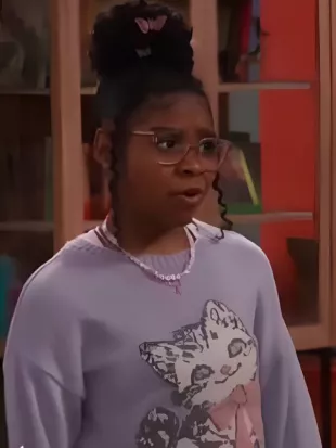 Wizards Beyond Waverly Place S02 Taylor Cora Knit Cat Sweater