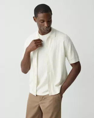 Cairn Short-Sleeve Shirt in Eggshell