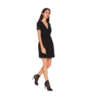 Robe portefeuille en dentelle nouée à la taille