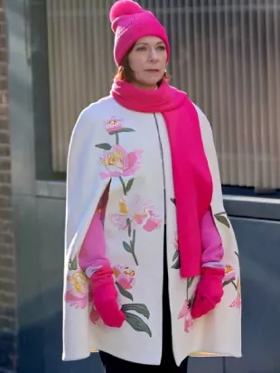 Elsbeth S2 Carrie Preston Floral Cape