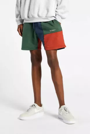URBAN OUTFITTERS - iets frans… Colorblock Sweatshort