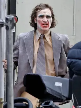 Joker 2: Folie à Deux Joaquin Phoenix Suit