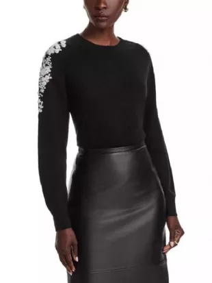 The Voice S28 Reba McEntire Black Embroidered Floral Sweater