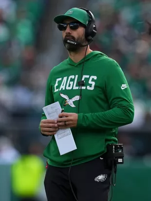 Nick Sirianni Philadelphia Eagles Green Hoodie T-Shirt