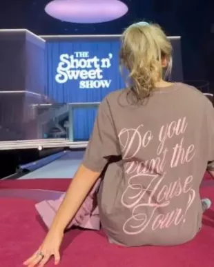 Sabrina Carpenter Short N Sweet Tour House Tour T-Shirt