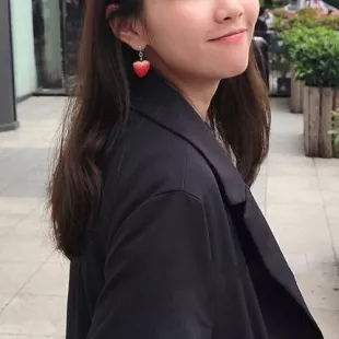 Culpa Nuestra Nicole Wallace Strawberry Earrings