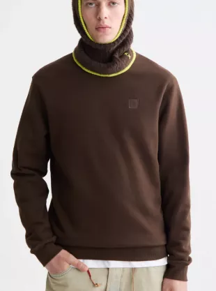 Seasonal Core - Regular-Fit Logo Sweatshirt